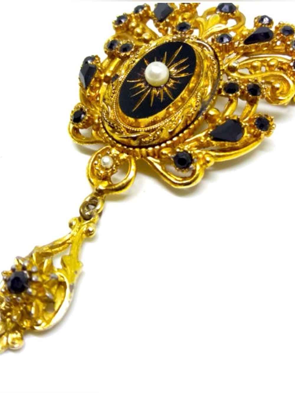 💫SPHINX💫Vintage Signed French Jet Intalio Dropper Brooch